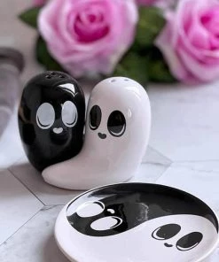 Flash Sale 🛒 KILLSTAR Ghosts Spooky | SALT & PEPPER SHAKERS 👍