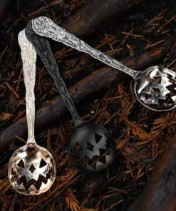 Best Sale ❤️ LIVELY GHOSTS Gothic Homewares Haunted Hallows [Black] | TEA SPOON 👍 -Kitchen Sales Store lively ghosts haunted hallows tea spoon set 1 f4f48357 2b00 41af a5ab e78dfece3dbf 700x700