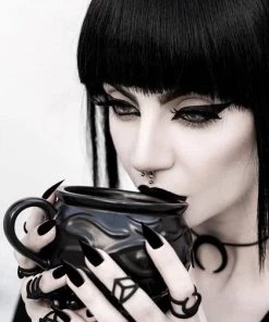 Brand new 🎉 ROGUE AND WOLF Gothic Homewares Witch Cauldron | MUG" ⌛ -Kitchen Sales Store rogue and wolf witch cauldron mug 1 700x700