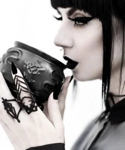 Brand new 🎉 ROGUE AND WOLF Gothic Homewares Witch Cauldron | MUG" ⌛ -Kitchen Sales Store rogue and wolf witch cauldron mug 4 700x700